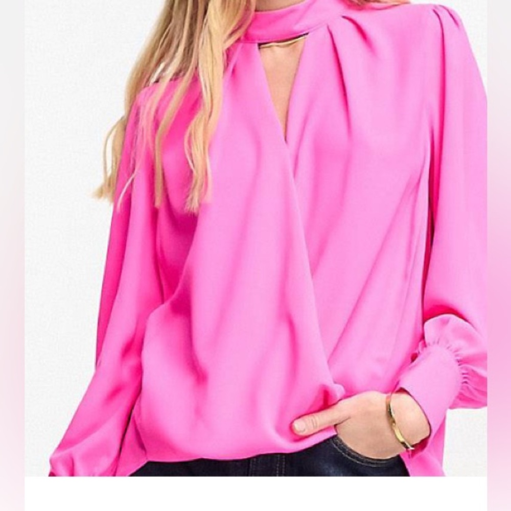 Beautiful RiverIsland twist neck blouse in pink